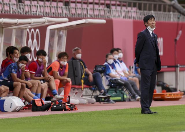 华体会hth-日本队深陷海归选择困难症:招不招无球可踢之人?